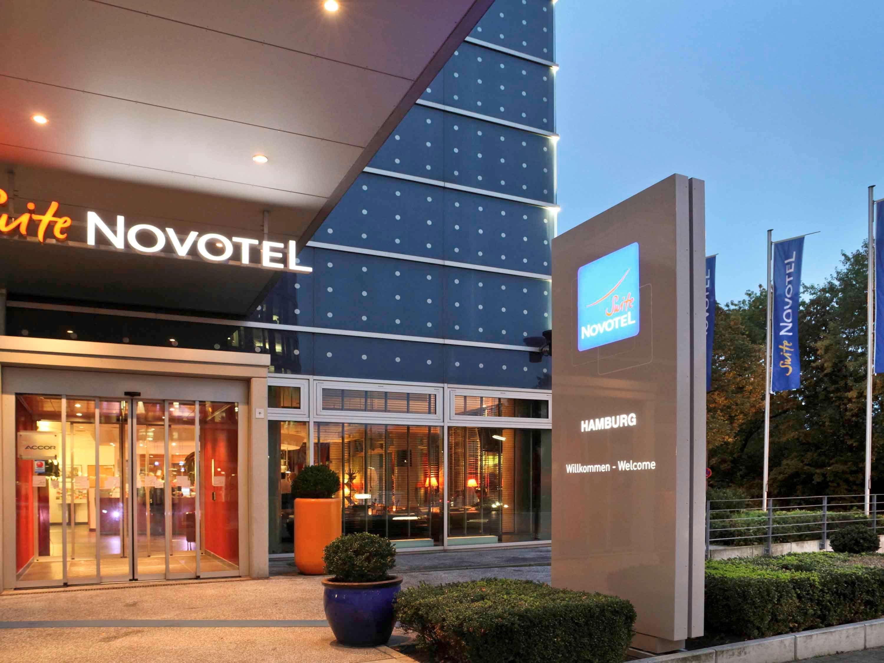 Novotel Suites Hamburg City Exterior foto